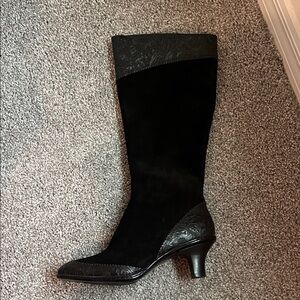 Dalia Black Heeled Boots with Embossed Detail